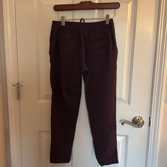 Lululemon Purple 7/8 Casual/Work Pant - Picture 3 of 4